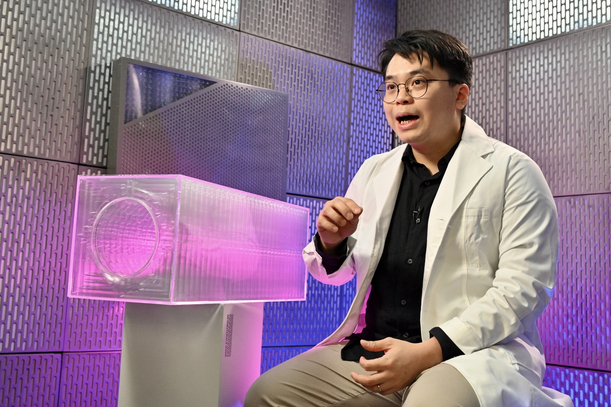 精準解難:  麥浩堯解釋，透過設計聲學超材料的形狀，可針對性地處理不同噪音問題。