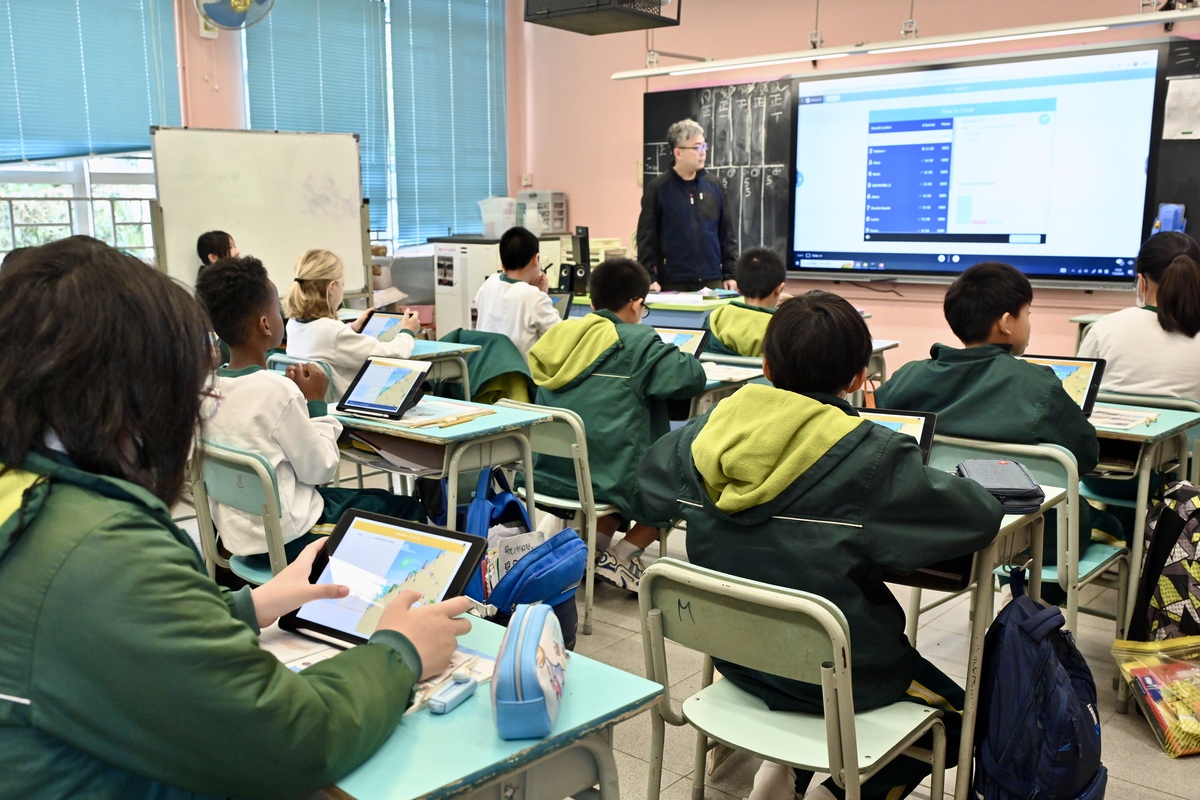 靈活教學:  梅窩學校在資助計劃推出後，寬頻服務得以提升，上網速度更快更穩定，教師可靈活安排電子教學，提高學生的學習興趣。