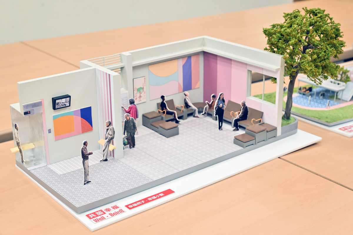 鄰里聯繫:  房屋署期望把居民每日常到的入口大堂打造為共聚空間。