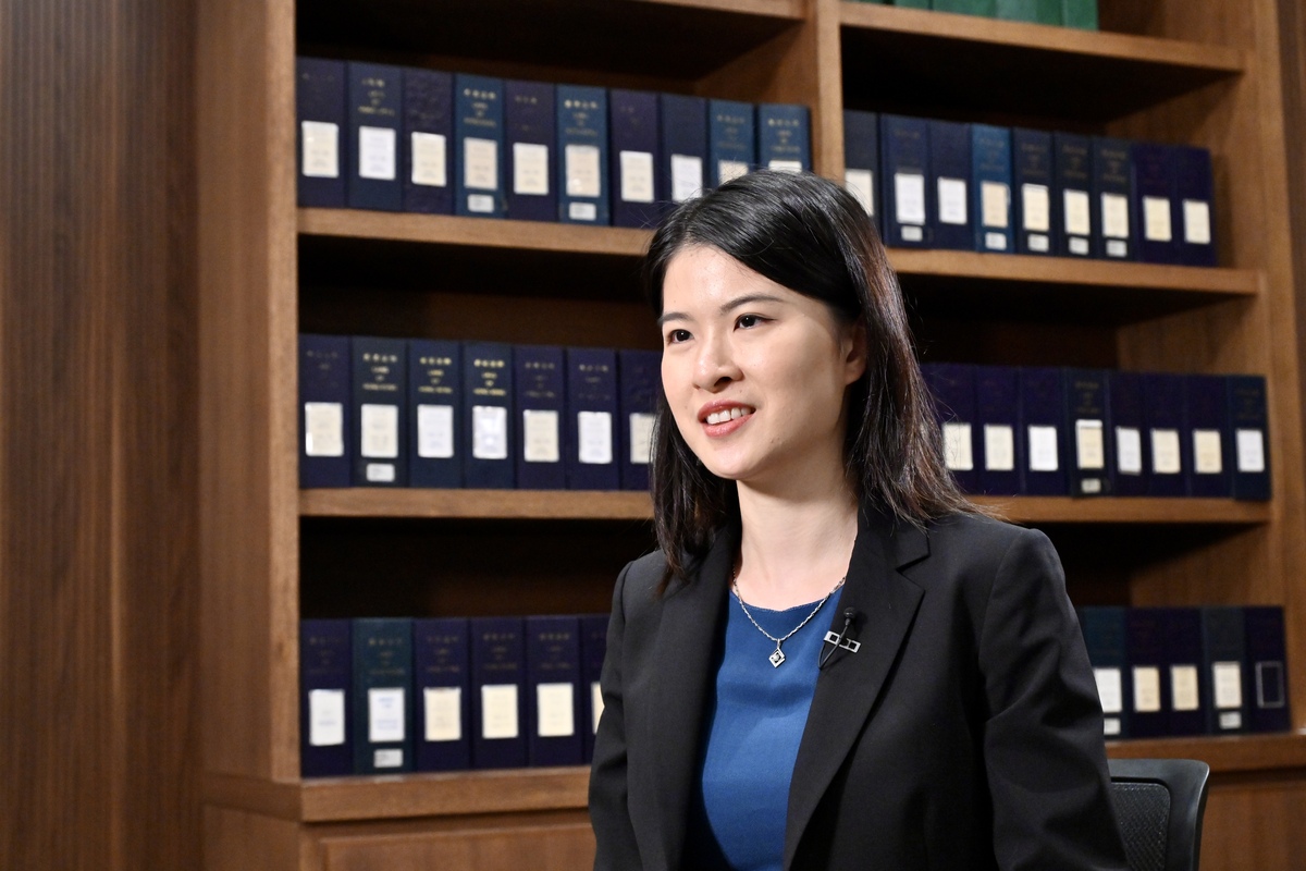 不枉此行: 吳瑋表示,借調海外工作期間,有幸參與和見證國際公約的磋商過程。