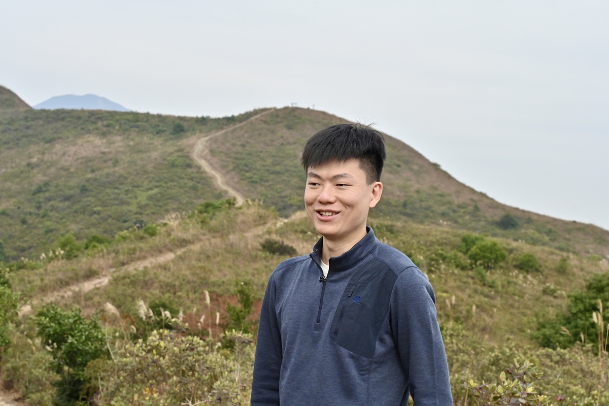 雙城攜手: 舒博衍表示,紅花嶺與深圳梧桐山一脈相連,形成生態廊道,港深雙方在多方面合作,加強保育。