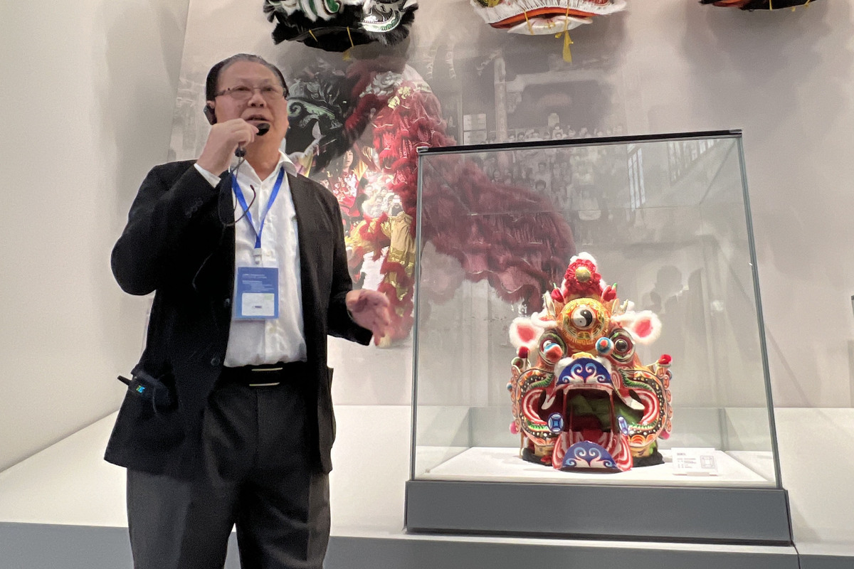 延續傳統: 西貢坑口客家舞麒麟的代表劉錦棠也獲選為第六批非遺代表性傳承人。