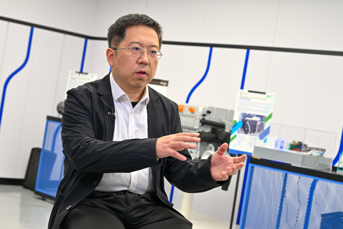 示範作用: 徐澍表示,公司在全球領先的香港國際機場開展無人駕駛業務,大大增強海外客戶的信心。