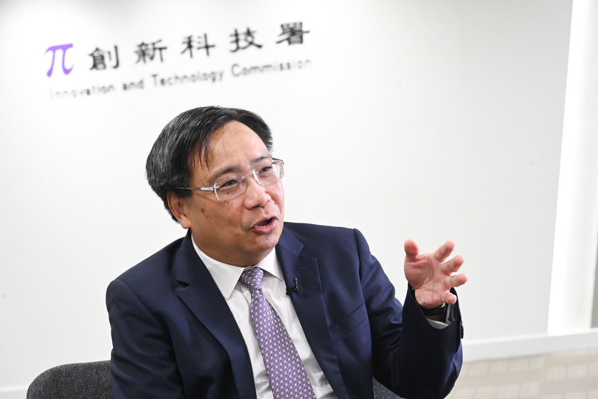 促進創新:  李國彬表示，本港大學教授科研水平卓越，InnoHK致力協助科研團隊將成果落地。