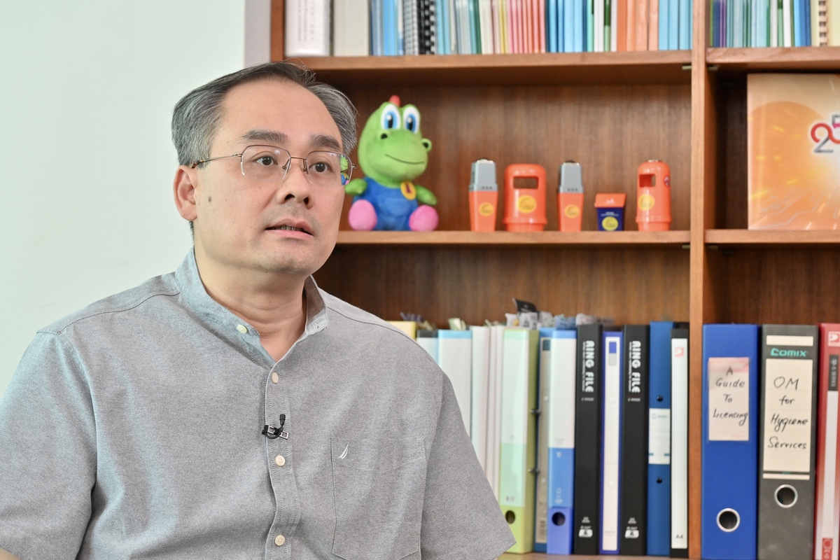 嚴懲不貸:  溫智舜稱，署方已選定全港各區30個冷氣機滴水黑點，派員每周最少一次以「洗樓」形式採取執法行動。