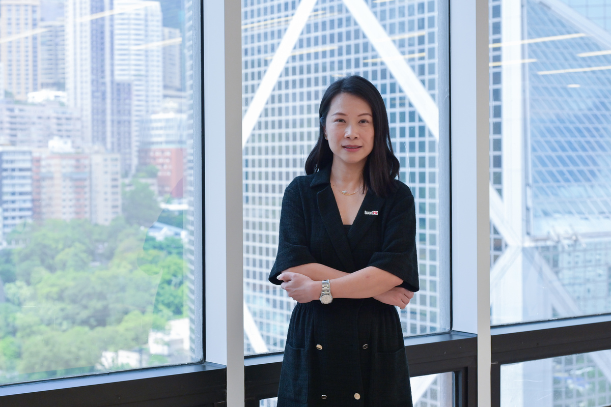 成果豐碩:  投資推廣署今年首六個月協助逾50間旅遊和款待行業的公司在港開業或拓展業務，為香港帶來逾15億元資本，並提供超過2,000個職位。