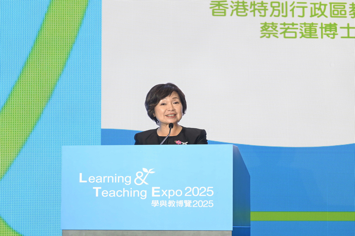 持續優化:  蔡若蓮指出，教育局將持續優化課程，加強教師專業培訓，鼓勵教學創新，並優化基建配套，為學校提供資源、支援，推動數字教育。