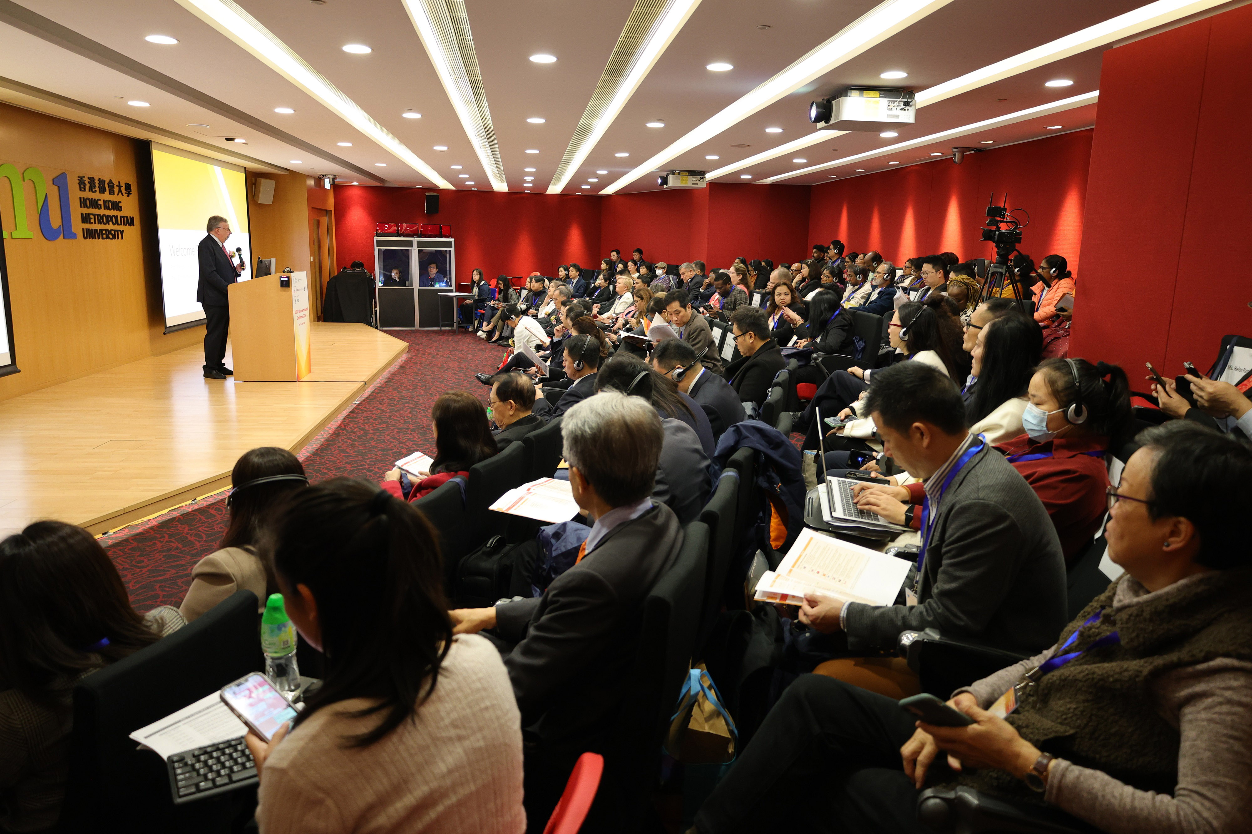 首度在香港舉辦的「亞洲國際會議2025」，吸引了逾百名來自18個國家及地區的代表參與。