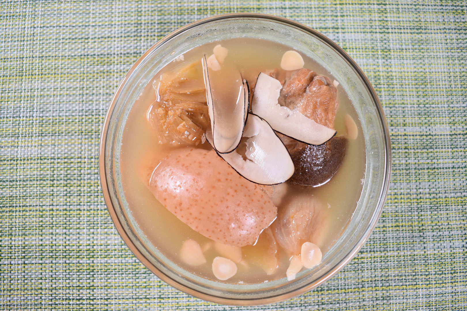 海底椰蘋果雪梨百合湯