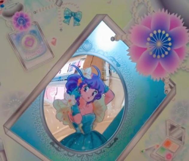 畫里
               美人！...