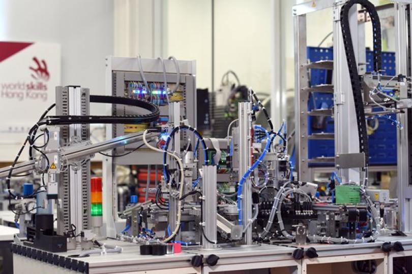 本港人口逾752萬