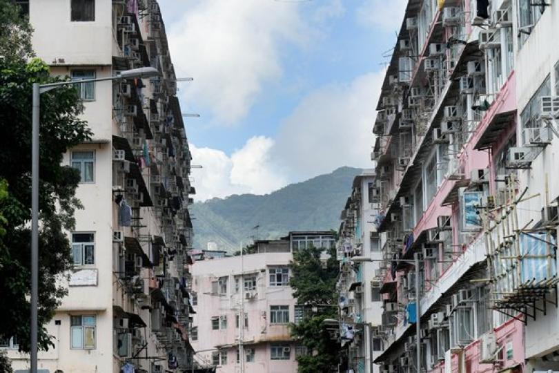 羅致光：對租津租管持開放態度