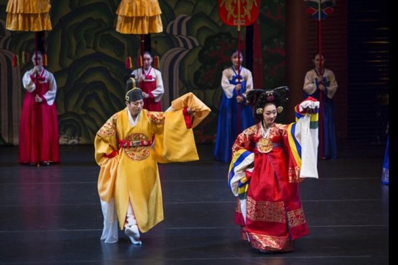 亞裔藝采星期日展示多元文化