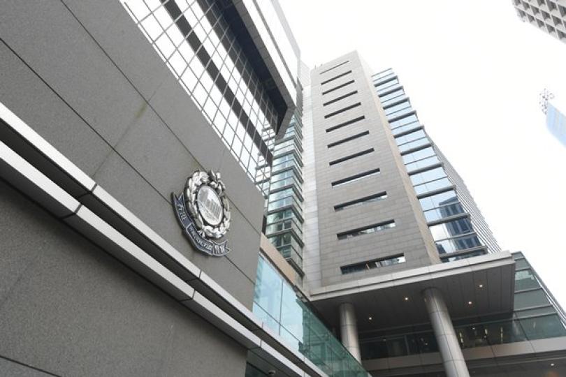 警方跟進警務人員涉刑毀事件