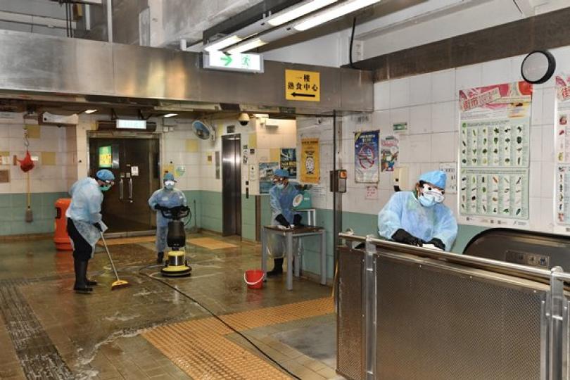 食環署加強街巿清潔防疫措施