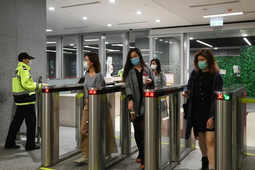 政府對公務員要求非常高