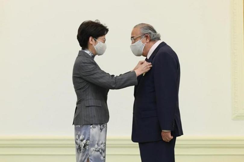 特首頒授勳銜及獎狀予234人