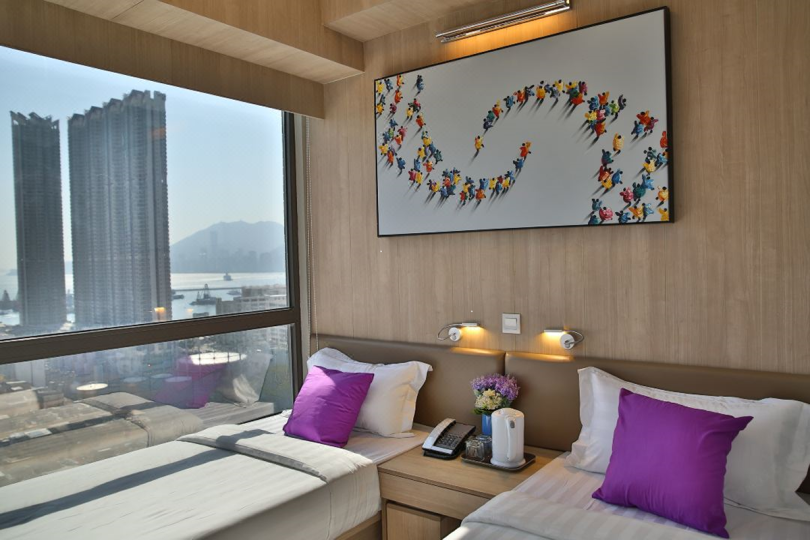 嶄新項目:  首個酒店用作過渡房屋的項目B Hotel預料年中入伙，提供161個面積由120至240平方呎、適合二至三人居住的房間，每套房間設有獨立浴室和洗手間。