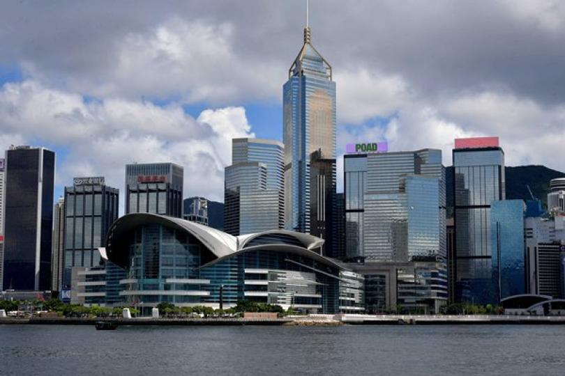 未來變數大 政府宜留財政儲備