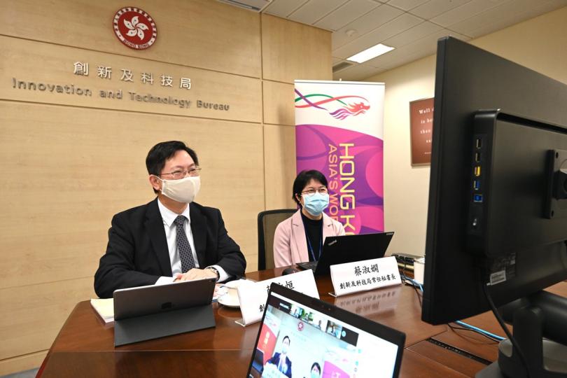 把握時機:  薛永恒利用視像座談會向創科界介紹國家十四五規劃下香港的機遇。