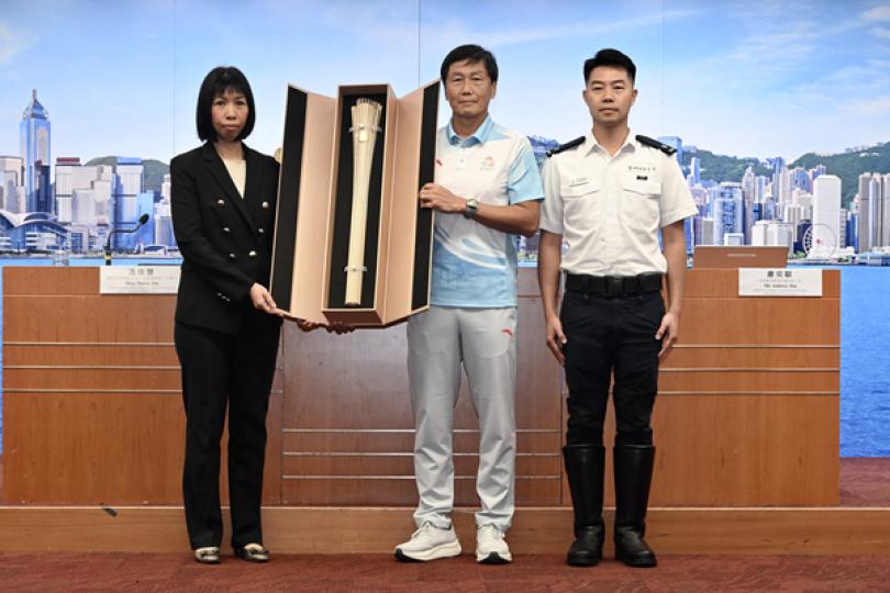 十五運會火炬傳遞11月2日舉行